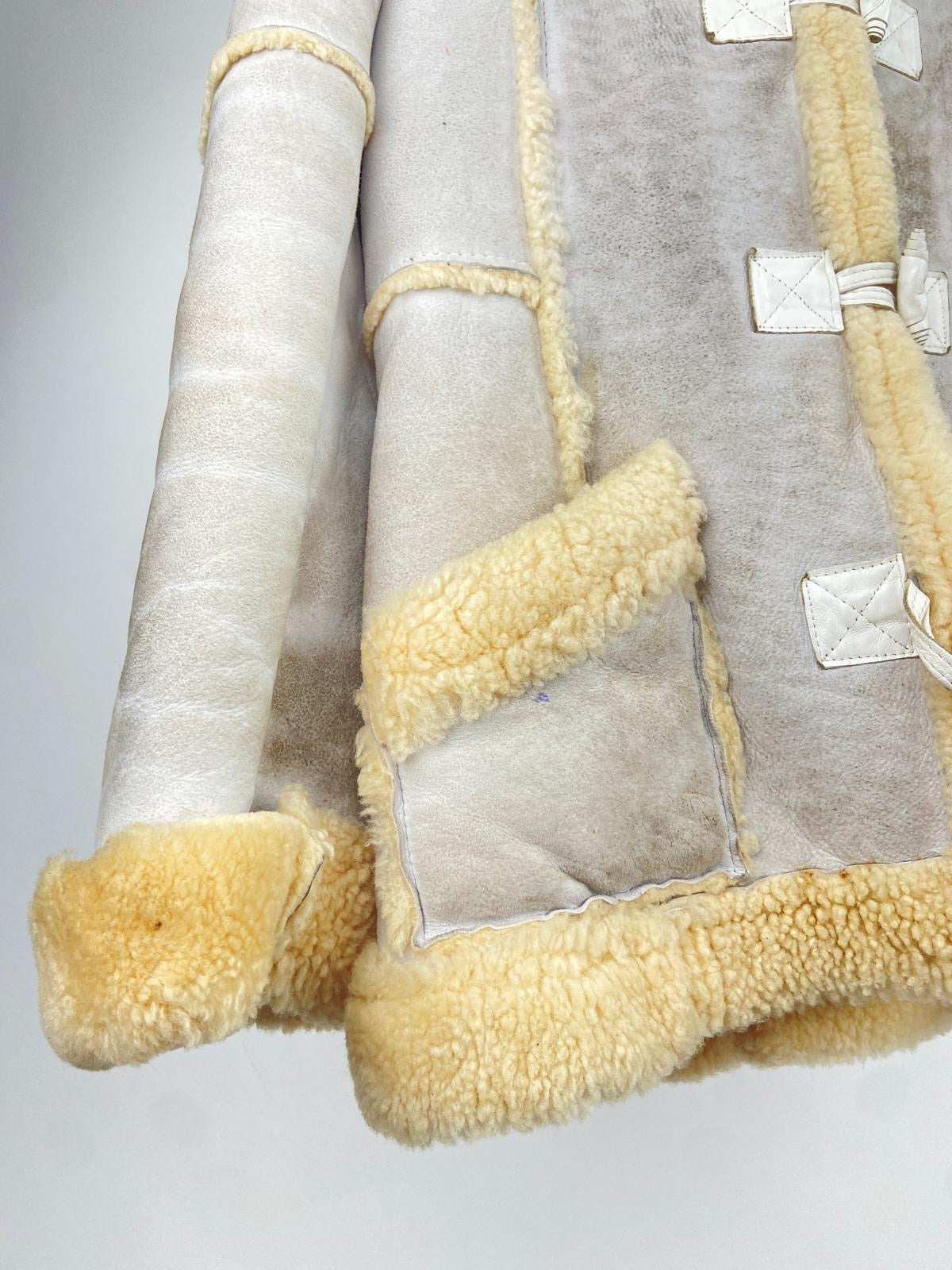 Vintage 80s Heatona Shearling Sheepskin Teddy Coat