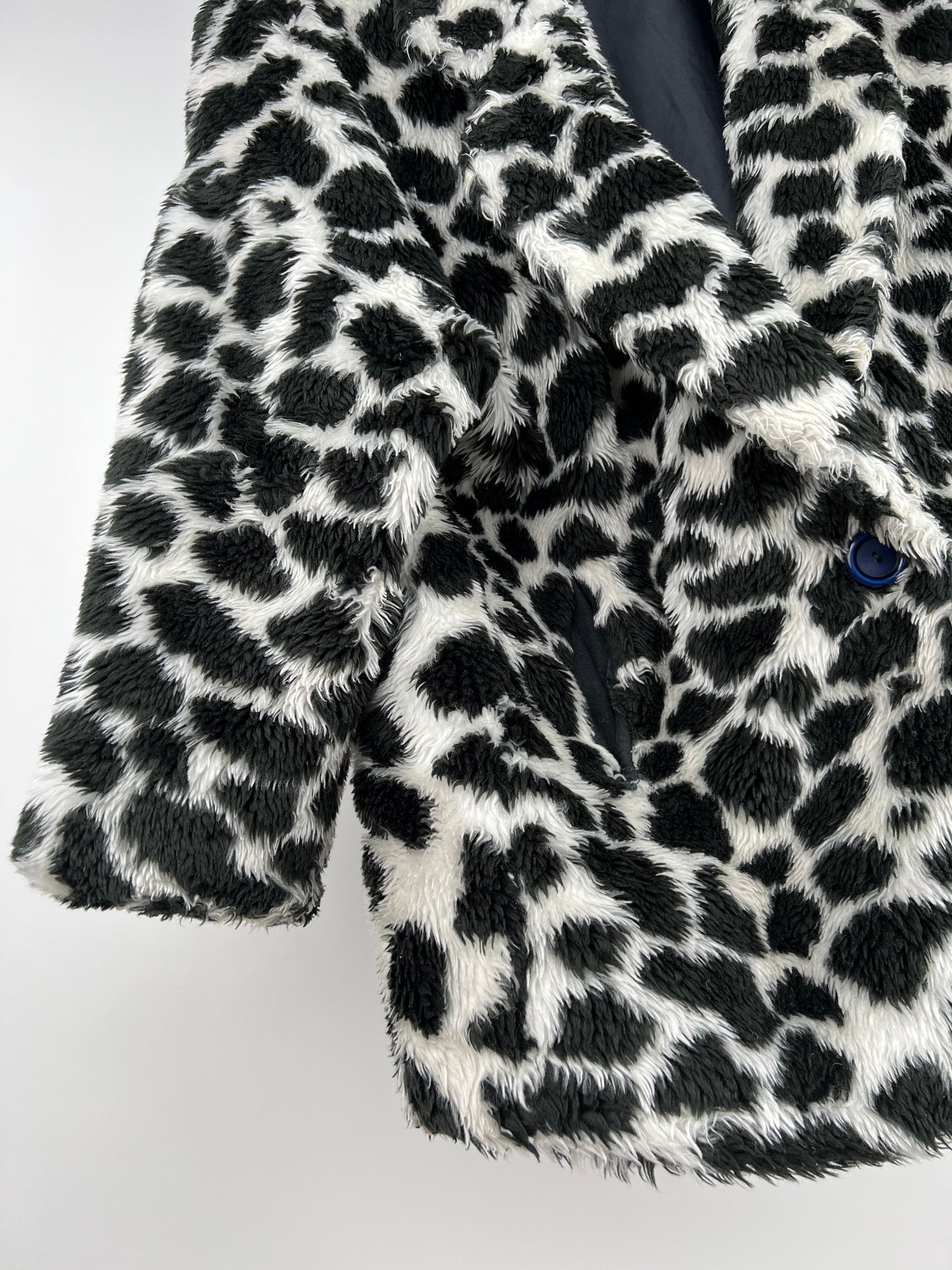 Vintage 90s Astraka Snow Leopard Print Faux Fur Jacket