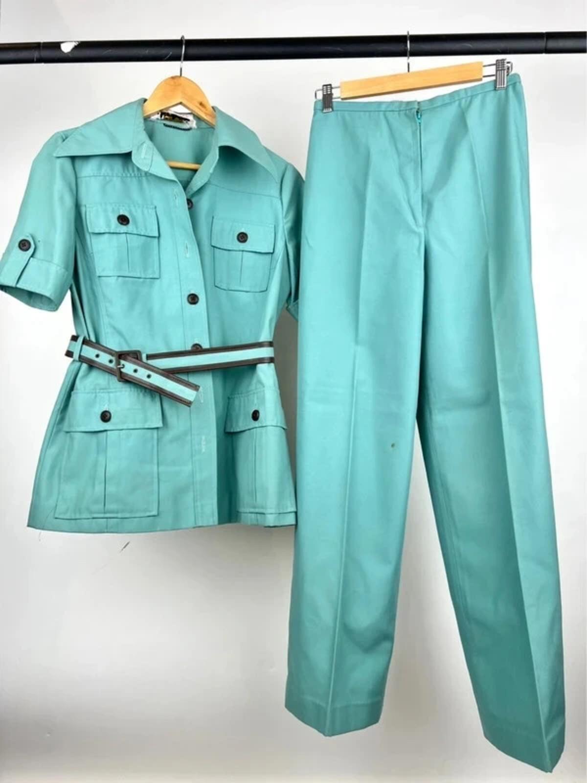 Vintage 70s Harella Safari Short Sleeved Suit