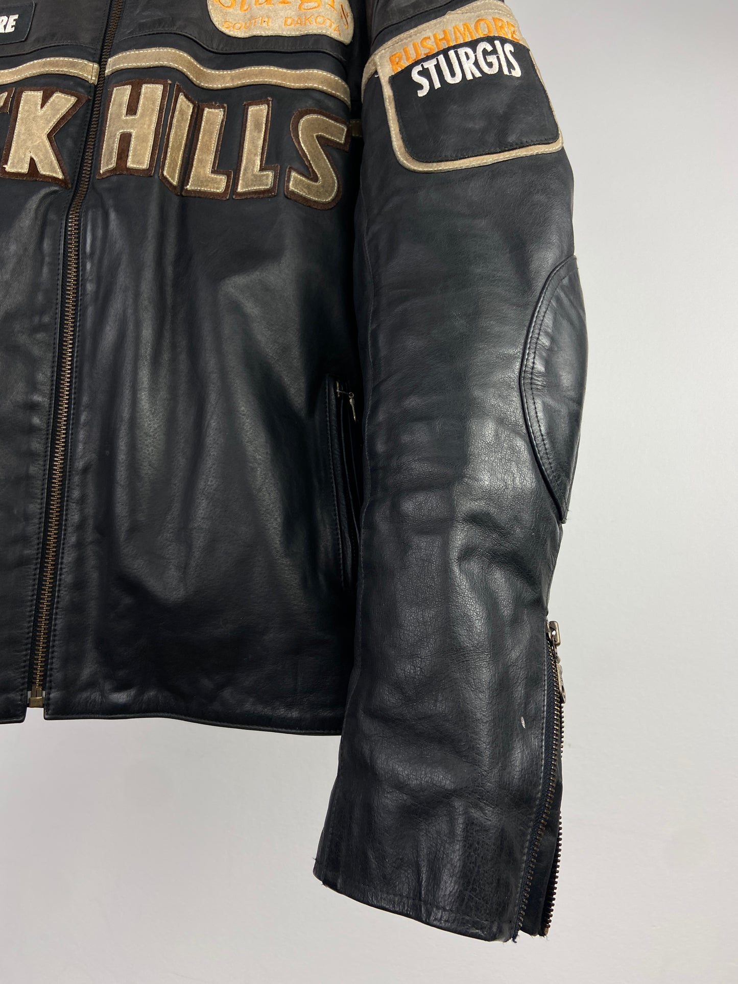 Black Hills MC 90s Leather Motorbike Jacket